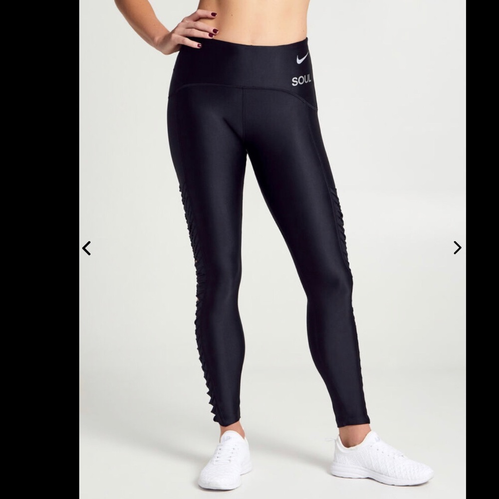 Soul Cycle Nike Speed Twist Leggings S